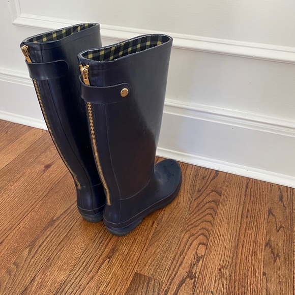 Banana Republic Rainboots - Picture 4 of 4